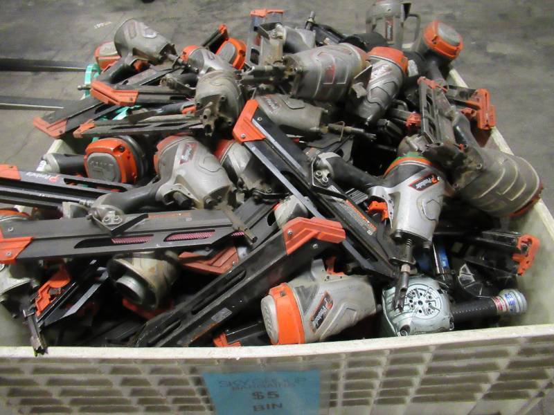lot 122 image: Pallet of Store Overstock Store and Ecommerce Product and Returns - Returned Power Tools