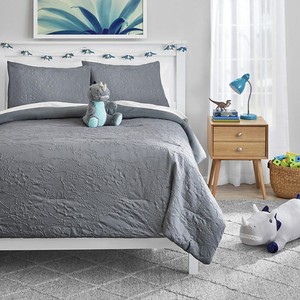 lot 185 image: NEW Members Mark Kids 5-Piece Heat Pressed Comforter Set - Dino
