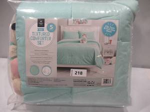 lot 218 image: NEW Members Mark Kids 5-Piece Heat Pressed Comforter Set - Teal Paris Poodle