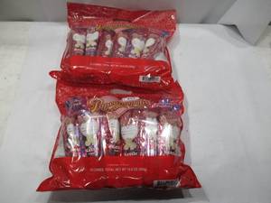 lot 224 image: NEW 2 Pack of Popcornopolis 12-Cone Valentines Day Gift Packs (10.8 Ounce) - 24 Total