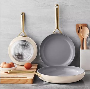 lot 239 image: NEW Members Mark 3-Piece Modern Ceramic Fry Pan Set - Cream