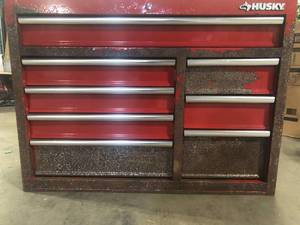 Husky 42 in. W x 18.1 in. D 8-Drawer Red Mobile Workbench Cabinet with Solid Wood Top Rusted Customer Returns See Pictures
