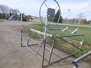 lot 2 image: Porta Lift Boat Lift