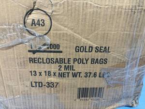 lot 82 image: MSRP $300  1 Case (1000 each) NEW Gold Seal A43 13 x 18 x 2mil Reclosable Zip Poly Bags&nbspFor Travel, Storage, Packaging & Shipping - Box Has Wear