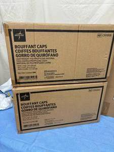 lot 103 image: 4 Cases (500 each case) NEW Medline CRI1005 24 Bouffant Caps and 1 Case (400 each) RTMed Medical Caps