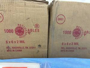 lot 53 image: 2 Cases (1000 each per case) NEW Gold Seal Q601 6 x 6 Reclosable Biohazard Lab Zip Close Specimen Bag 