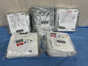 lot 158 image: Lot of 5 NEW Metro 24 x 72 x 74C Coated Covers for covering carts