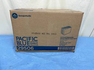 lot 213 image: 1 Case (24 packs) Georgia-Pacific GP Pro 29506 13 x 10 Pacific Blue Select 14-Fold Disposable Airlaid Patient Care Hand Towel - These&nbspdeliver exceptional capacity for tackling spills or for patient care as disposable washcloths