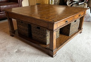 lot 35 image: Wooden Coffee Table with Decorative Basket Organizers