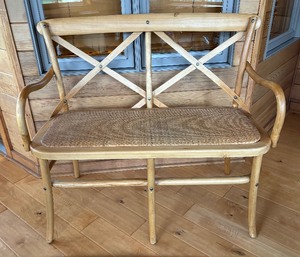 lot 63 image: Beautiful Bent Wood Bench