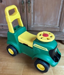 lot 70 image: Two Childrens Riding Toys