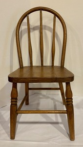 lot 115 image: Two Wooden Childrens Chairs including a Childrens Shaker Style Chair