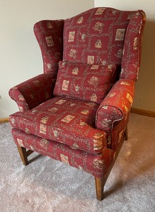 lot 360 image: Sophisticated Upholstered Accent Armchair