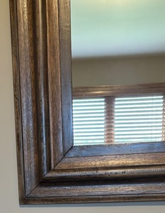 lot 399 image: Decorative Wall Mirror