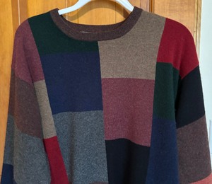 lot 406 image: American Blue Pure Cashmere Sweater