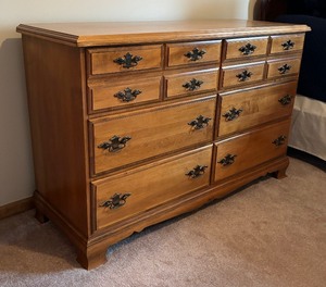lot 26 image: Delightful Dresser by Crawford Furniture