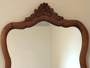 lot 412 image: Vintage Wall Mirror