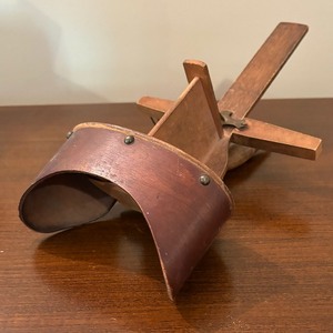 lot 190A image: Vintage Stereoscope with Picture Cards