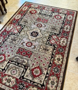lot 191A image: Stylish Area Rug