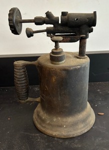 lot 429 image: Vintage Torches