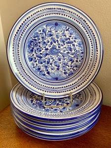 lot 154 image: Gorgeous Blue and White Food Service Pieces including Blue and White Italian Plates