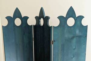 lot 311A image: Green Painted Wood Childrens Folding Privacy Screen