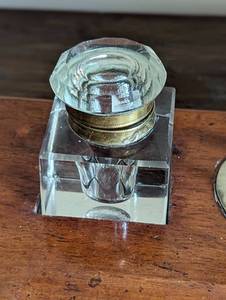 lot 135A image: Vintage Golfer Desk Inkwell