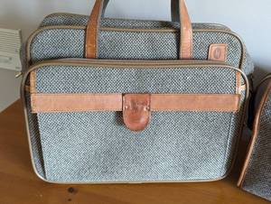 lot 92A image: Vintage Hartmann Tweed Briefcase and Carryon Bag