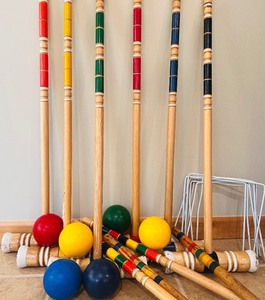 lot 333 image: Fun Vintage Croquet Set