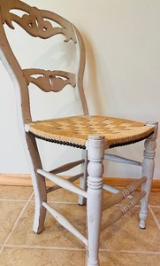 lot 323 image: Vintage Chair with Distressed White and Tan Woven Seat