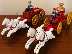 lot 301 image: Vintage Cast Iron Toy Horse and Carriage and Cast Iron Horse Fireman Carriage