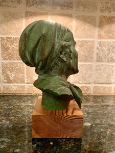 lot 105 image: Mid-Century Modern Sculpture Bust