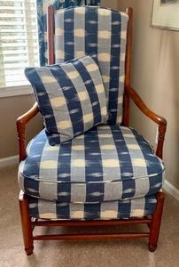 lot 89 image: Beautiful Blue Plaid Wood Arm Accent Chair