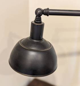 lot 296 image: Beautiful Black Desk Lamp