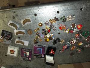 Lot of Twins and other pins...