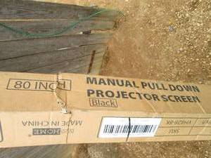 Vivo Home 120 Manual pull down pro...
