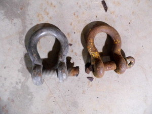 Pair of U-Bolt style shackles...