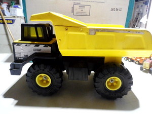 Vintage Metal Tonka Dump Truck...