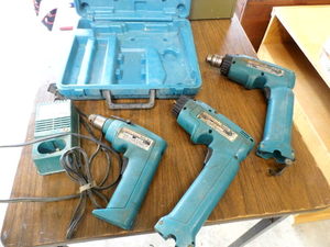 Lot of cordless Makita drills and a...