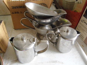 Lot of kitchenware...
