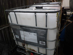 Pallet liquid container...