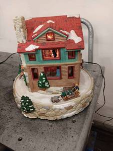 Holiday in motion decor...