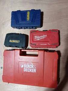 Assorted drill and screw bits...