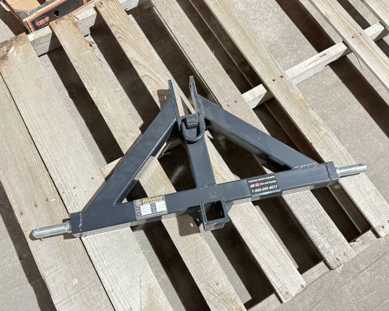 lot 124 image: 3-Point Quick Hitch Attachment