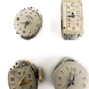 lot 72 image: Assortment of VINTAGE Mechanical Watch Movements & Dials.
