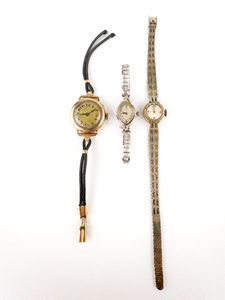 lot 112 image: Ladys Set of three Mechanical Watches (Not Working). Not Working