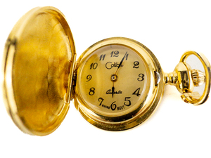 lot 140 image: Ladys Colibri PWL-90007 Yellow Tone Quartz PendantPocket Watch.