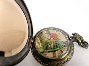 lot 158 image: Decorative Dial With Colored Glass Dust Cover Bronze Color Base Metal Quartz Pocket Watch. Working
