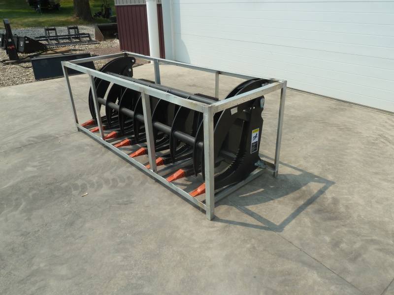 lot 9 image: 2023 Great Bear GrassHay Grapple 78