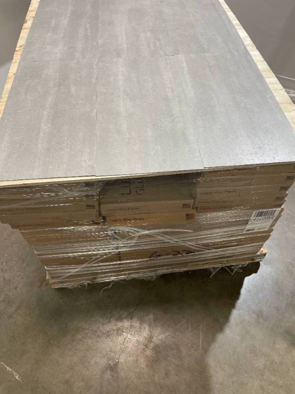 lot 204 image: 720 SF Mohawk Chromoscope LVP - 12 x 24 - Winter Mood - G22